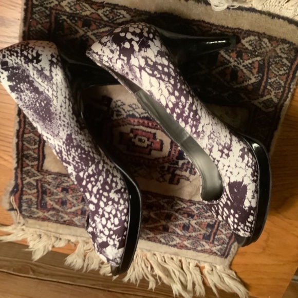 Designer shoes - Picture 4 of 4